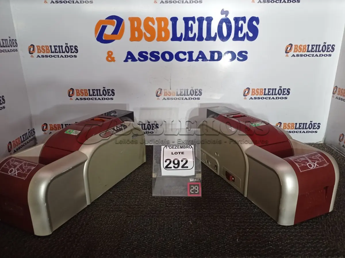 LOTE 292 - 02 IMPRESSORAS P/CARTÃO MARCA IITA. (NO ESTADO) ATENÇÃO! FAZER A VISITAÇÃO ANTES DE ARREMATAR, NÃO SABEMOS SE FUNCIONA. LEILÃO NÃO TEM GARANTIA E NEM DEVOLUÇÃO, SUJEITO A POSSÍVEIS AVARIAS VISÍVEIS/OCULTAS E/OU AUSÊNCIA DE COMPONENTES.