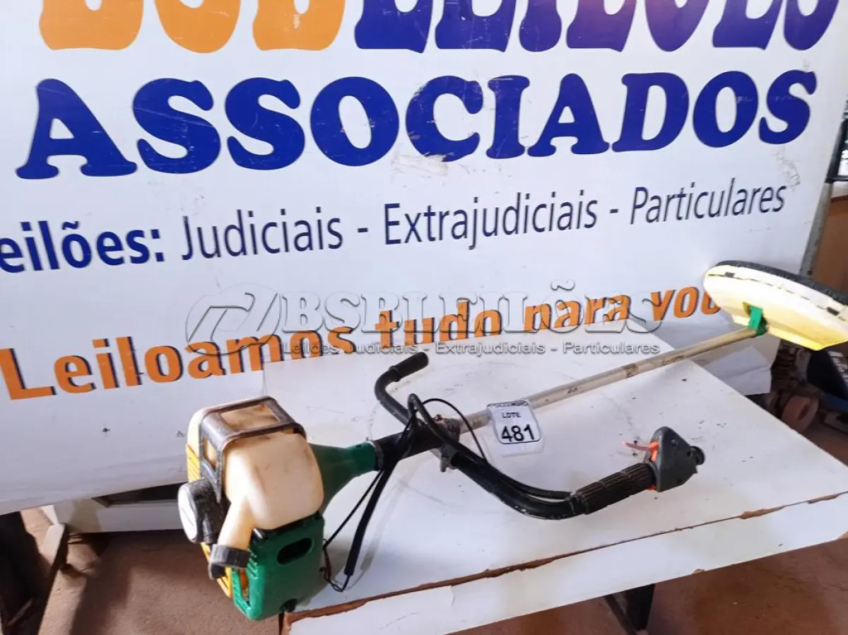 LOTE 481 - 01 ROÇADEIRA MARCA GARTHEN MODELO CG420. (NO ESTADO) ATENÇÃO! FAZER A VISITAÇÃO ANTES DE ARREMATAR, NÃO SABEMOS SE FUNCIONA. LEILÃO NÃO TEM GARANTIA E NEM DEVOLUÇÃO, SUJEITO A POSSÍVEIS AVARIAS VISÍVEIS/OCULTAS E/OU AUSÊNCIA DE COMPONENTES.