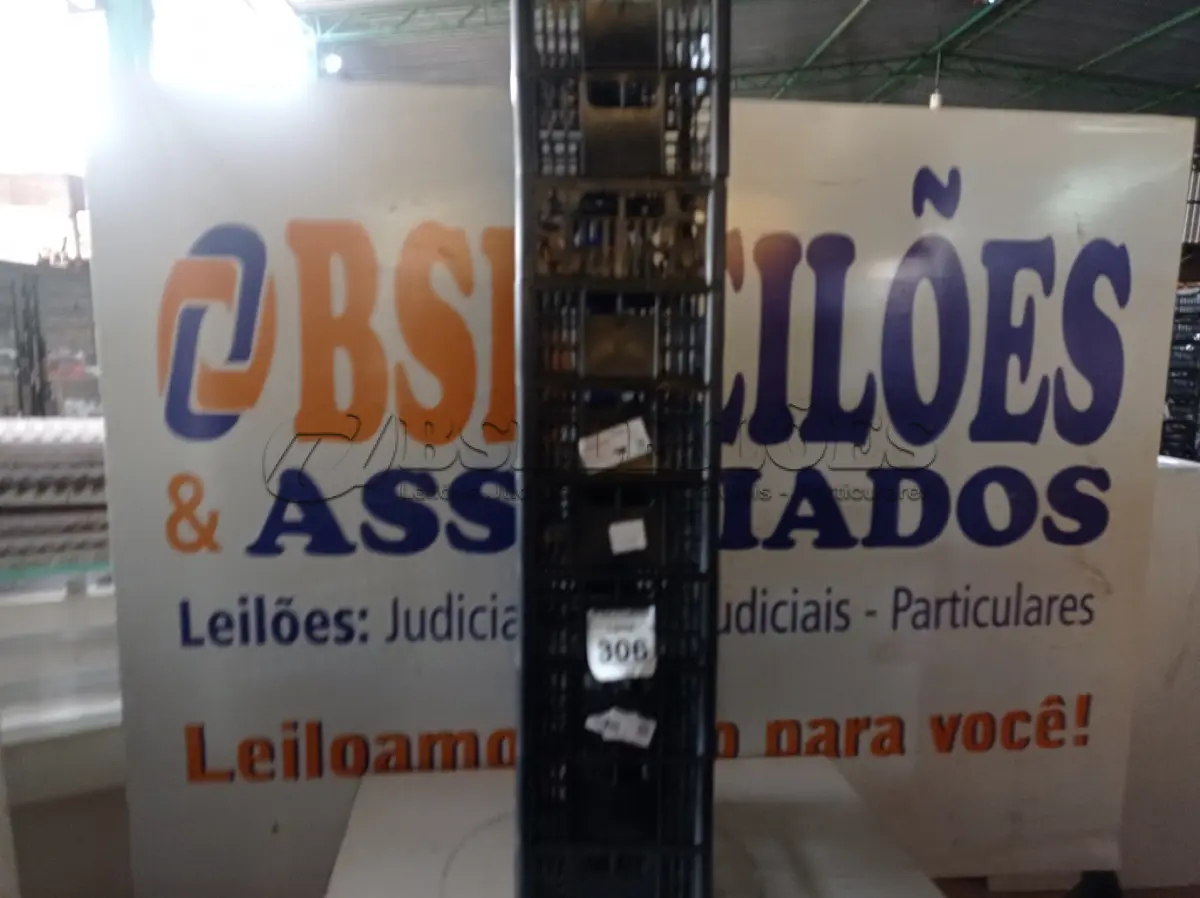 LOTE 306 - 10 CESTAS ORGANIZADORAS. (NO ESTADO) ATENÇÃO! FAZER A VISITAÇÃO ANTES DE ARREMATAR, NÃO SABEMOS SE FUNCIONA. LEILÃO NÃO TEM GARANTIA E NEM DEVOLUÇÃO, SUJEITO A POSSÍVEIS AVARIAS VISÍVEIS/OCULTAS E/OU AUSÊNCIA DE COMPONENTES.