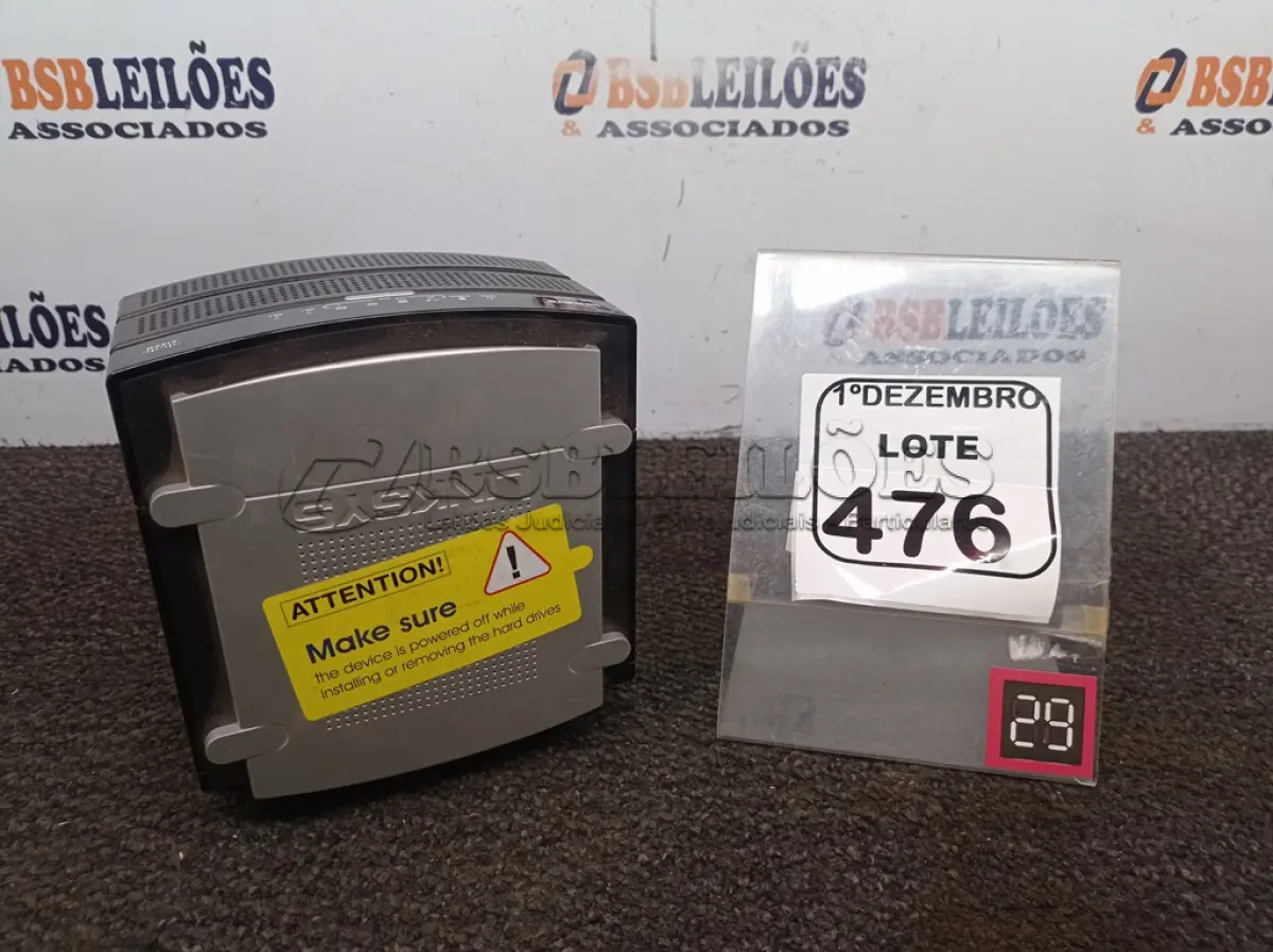 LOTE 476 - 01 ROTEADOR MARCA LINKSYS. (NO ESTADO) ATENÇÃO! FAZER A VISITAÇÃO ANTES DE ARREMATAR, NÃO SABEMOS SE FUNCIONA. LEILÃO NÃO TEM GARANTIA E NEM DEVOLUÇÃO, SUJEITO A POSSÍVEIS AVARIAS VISÍVEIS/OCULTAS E/OU AUSÊNCIA DE COMPONENTES.