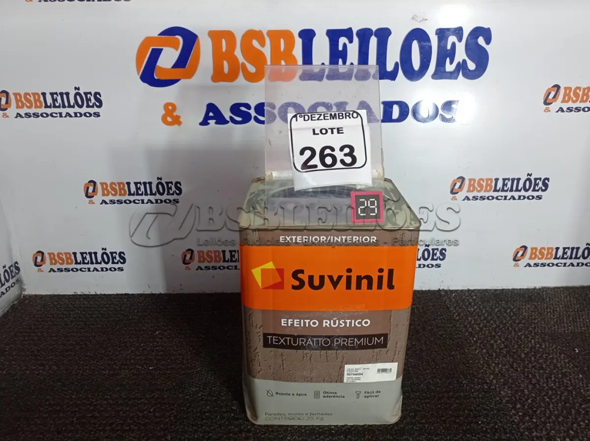 LOTE 263 - 01 LATA DE BASE SUVINIL TEXTURIZADO PREMIUM. (VALIDADE 06/2024)(NO ESTADO) ATENÇÃO! FAZER A VISITAÇÃO ANTES DE ARREMATAR, NÃO SABEMOS SE FUNCIONA. LEILÃO NÃO TEM GARANTIA E NEM DEVOLUÇÃO, SUJEITO A POSSÍVEIS AVARIAS VISÍVEIS/OCULTAS E/OU AUSÊNCIA DE COMPONENTES.