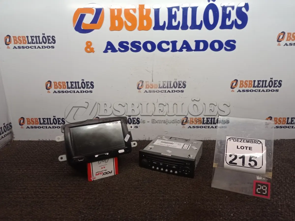 LOTE 215 - 02 SONS AUTOMOTIVOS MARCA RENAULT E BOSCH. (NO ESTADO) ATENÇÃO! FAZER A VISITAÇÃO ANTES DE ARREMATAR, NÃO SABEMOS SE FUNCIONA. LEILÃO NÃO TEM GARANTIA E NEM DEVOLUÇÃO, SUJEITO A POSSÍVEIS AVARIAS VISÍVEIS/OCULTAS E/OU AUSÊNCIA DE COMPONENTES.