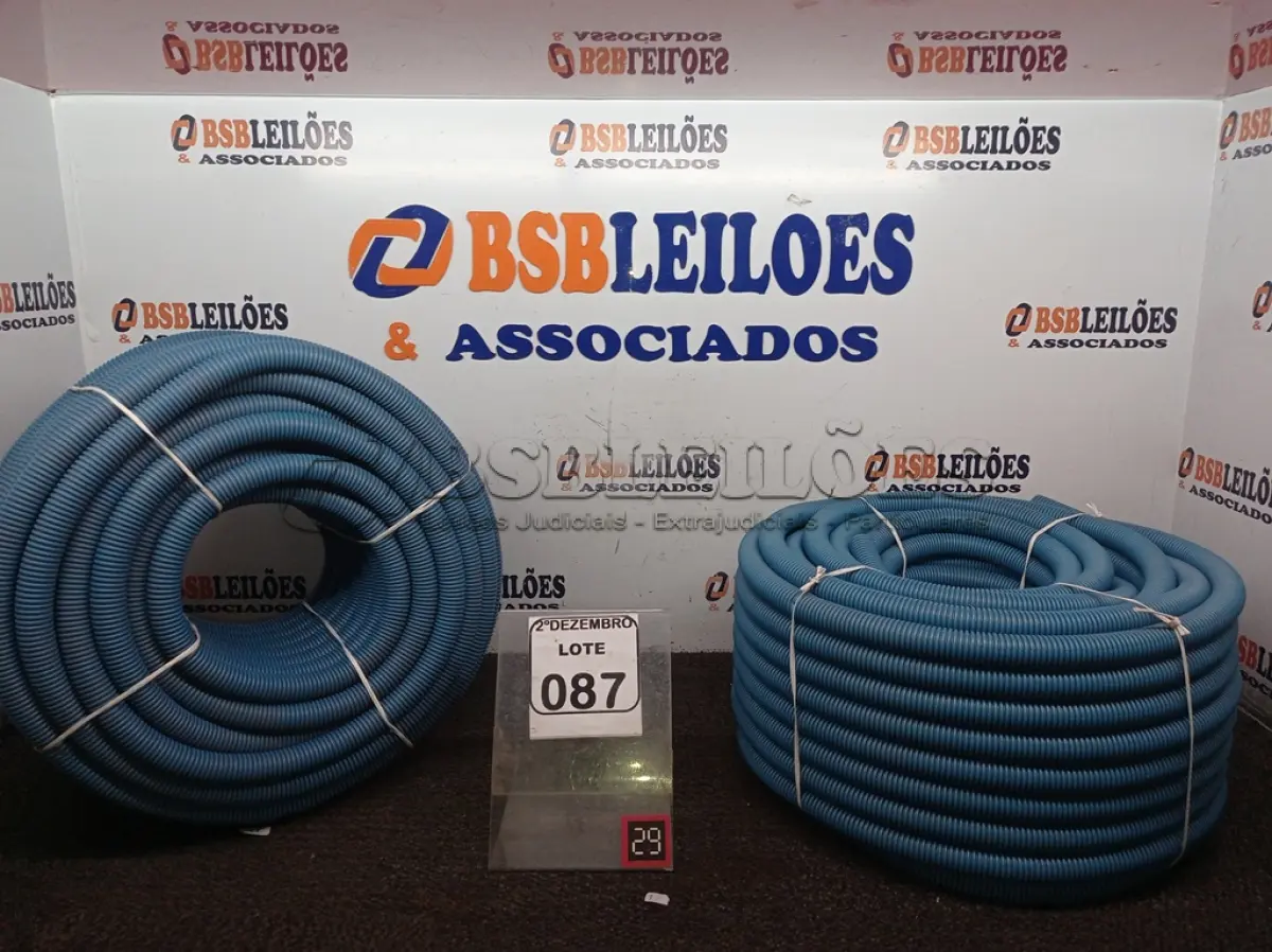 LOTE 087 - 02 ROLOS DE MANGUEIRA CORRUGADA (NOVO). (NO ESTADO) ATENÇÃO! FAZER A VISITAÇÃO ANTES DE ARREMATAR, NÃO SABEMOS SE FUNCIONA. LEILÃO NÃO TEM GARANTIA E NEM DEVOLUÇÃO, SUJEITO A POSSÍVEIS AVARIAS VISÍVEIS/OCULTAS E/OU AUSÊNCIA DE COMPONENTES.