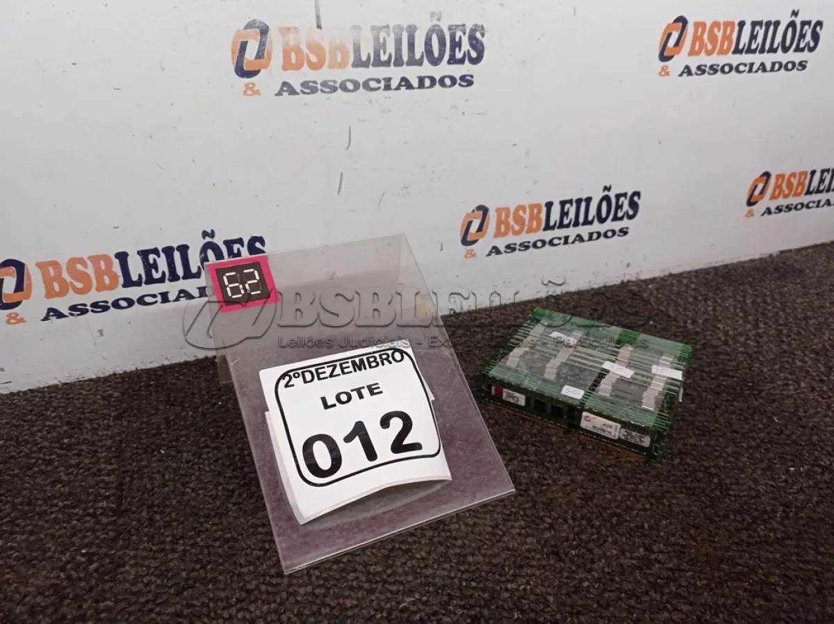 LOTE 012 - 23 PENTES DE MEMÓRIA P/SERVIDORES. (NO ESTADO) ATENÇÃO! FAZER A VISITAÇÃO ANTES DE ARREMATAR, NÃO SABEMOS SE FUNCIONA. LEILÃO NÃO TEM GARANTIA E NEM DEVOLUÇÃO, SUJEITO A POSSÍVEIS AVARIAS VISÍVEIS/OCULTAS E/OU AUSÊNCIA DE COMPONENTES.