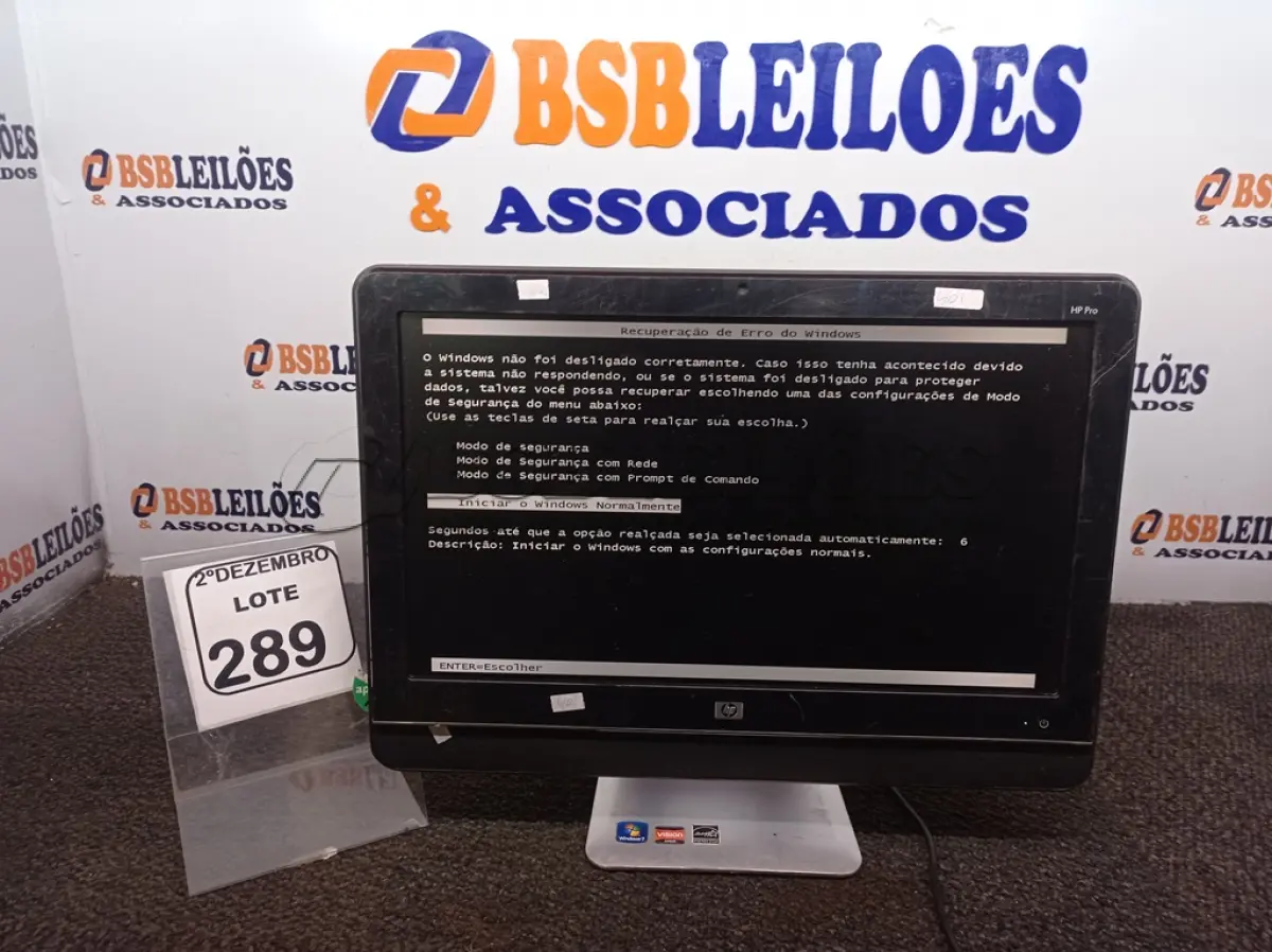 LOTE 289 - 01 ALL IN ONE MARCA HP C/TECLADO E MOUSE. (NO ESTADO) ATENÇÃO! FAZER A VISITAÇÃO ANTES DE ARREMATAR, NÃO SABEMOS SE FUNCIONA. LEILÃO NÃO TEM GARANTIA E NEM DEVOLUÇÃO, SUJEITO A POSSÍVEIS AVARIAS VISÍVEIS/OCULTAS E/OU AUSÊNCIA DE COMPONENTES.