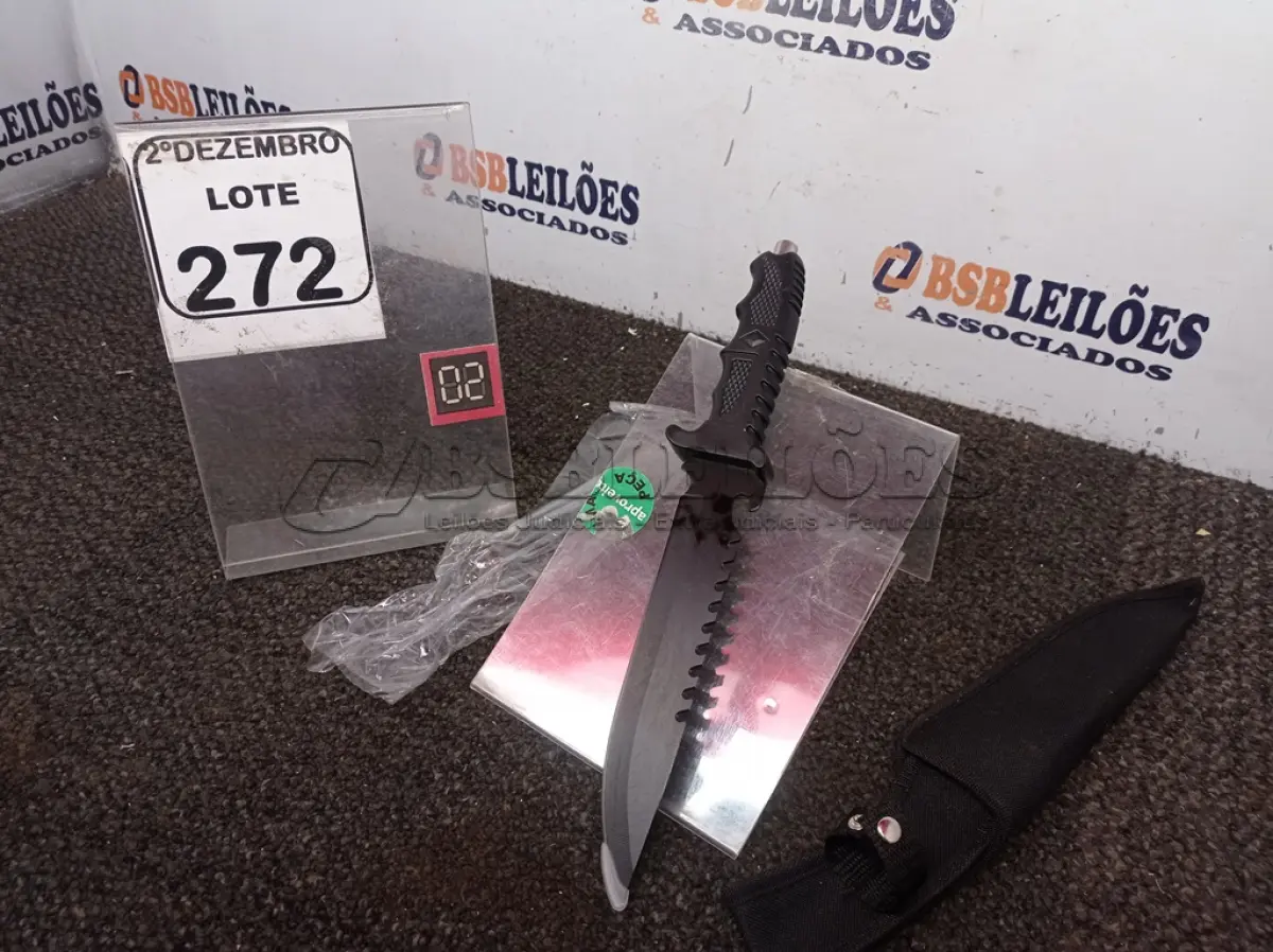 LOTE 272 - 01 FACA TAMANHO MEDIANO(NOVO). (NO ESTADO) ATENÇÃO! FAZER A VISITAÇÃO ANTES DE ARREMATAR, NÃO SABEMOS SE FUNCIONA. LEILÃO NÃO TEM GARANTIA E NEM DEVOLUÇÃO, SUJEITO A POSSÍVEIS AVARIAS VISÍVEIS/OCULTAS E/OU AUSÊNCIA DE COMPONENTES.