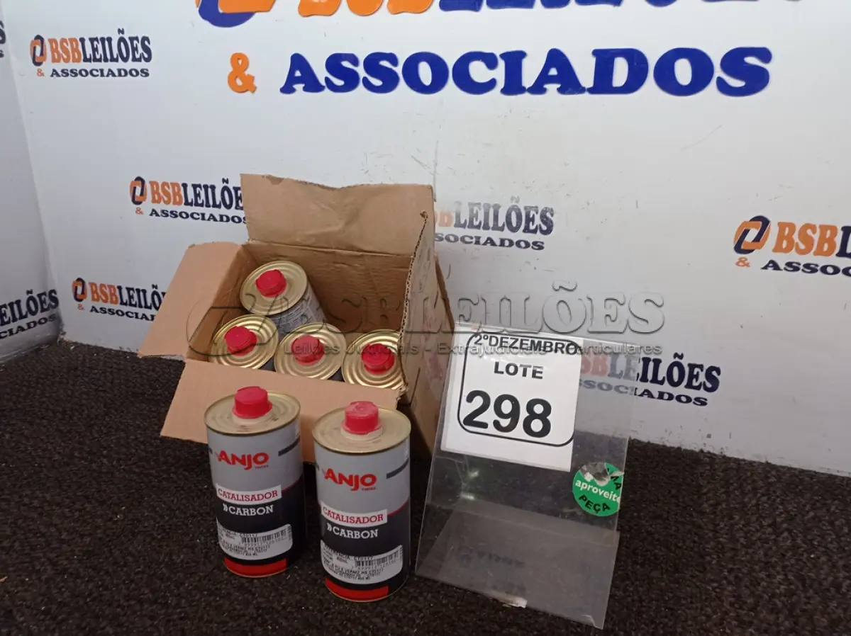 LOTE 298 - 01 CAIXA C/06 CATALISADORES MARCA ANJO CONTENDO 450ML EM CADA LATA(NOVO). (NO ESTADO) ATENÇÃO! FAZER A VISITAÇÃO ANTES DE ARREMATAR, NÃO SABEMOS SE FUNCIONA. LEILÃO NÃO TEM GARANTIA E NEM DEVOLUÇÃO, SUJEITO A POSSÍVEIS AVARIAS VISÍVEIS/OCULTAS E/OU AUSÊNCIA DE COMPONENTES.