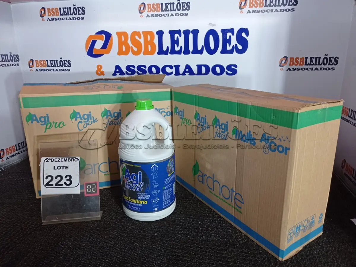 LOTE 223 - 02 CAIXAS C/03 GALÕES DE ÁGUA SANITÁRIA DE 5L CADA, MARCA AGI FÁCIL. (NO ESTADO) ATENÇÃO! FAZER A VISITAÇÃO ANTES DE ARREMATAR, NÃO SABEMOS SE FUNCIONA. LEILÃO NÃO TEM GARANTIA E NEM DEVOLUÇÃO, SUJEITO A POSSÍVEIS AVARIAS VISÍVEIS/OCULTAS E/OU AUSÊNCIA DE COMPONENTES.