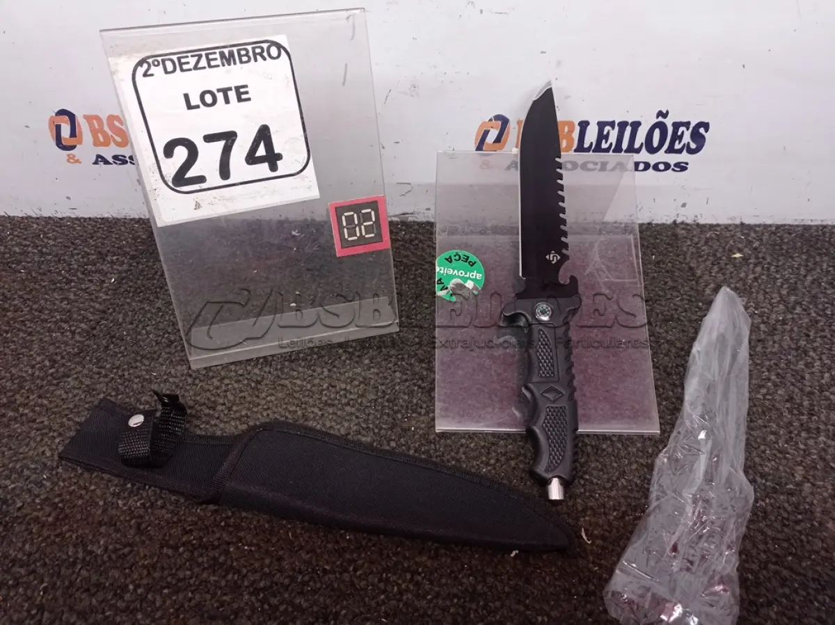 LOTE 274 - 01 FACA TAMANHO MEDIANO(NOVO). (NO ESTADO) ATENÇÃO! FAZER A VISITAÇÃO ANTES DE ARREMATAR, NÃO SABEMOS SE FUNCIONA. LEILÃO NÃO TEM GARANTIA E NEM DEVOLUÇÃO, SUJEITO A POSSÍVEIS AVARIAS VISÍVEIS/OCULTAS E/OU AUSÊNCIA DE COMPONENTES.