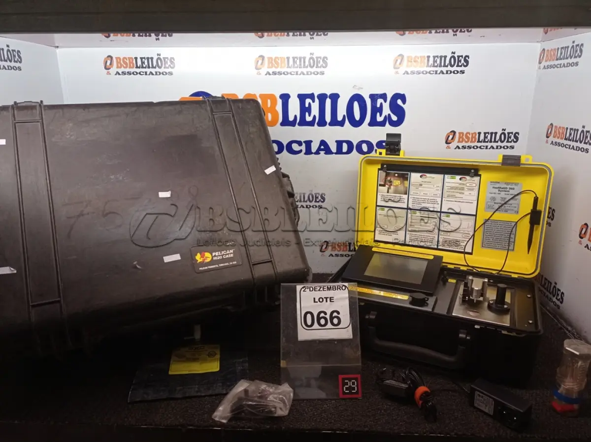 LOTE 066 - 01 IDENTIFICADOR DE SUBSTÂNCIAS QUÍMICAS MARCA SMITHS MODELO HAZMATID360 C/MALETA. (NO ESTADO) ATENÇÃO! FAZER A VISITAÇÃO ANTES DE ARREMATAR, NÃO SABEMOS SE FUNCIONA. LEILÃO NÃO TEM GARANTIA E NEM DEVOLUÇÃO, SUJEITO A POSSÍVEIS AVARIAS VISÍVEIS/OCULTAS E/OU AUSÊNCIA DE COMPONENTES.