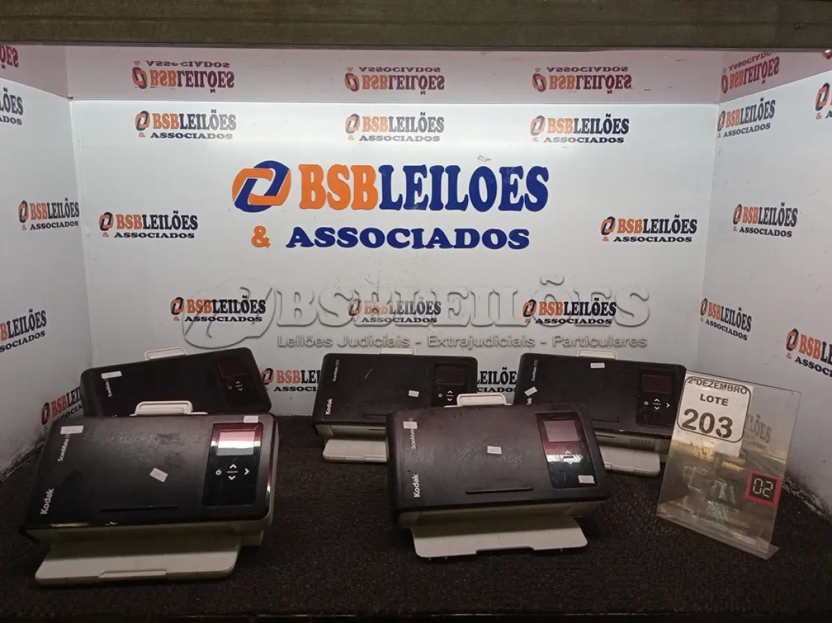 LOTE 203 - 05 SCANNERS MARCA KODAK. (NO ESTADO) ATENÇÃO! FAZER A VISITAÇÃO ANTES DE ARREMATAR, NÃO SABEMOS SE FUNCIONA. LEILÃO NÃO TEM GARANTIA E NEM DEVOLUÇÃO, SUJEITO A POSSÍVEIS AVARIAS VISÍVEIS/OCULTAS E/OU AUSÊNCIA DE COMPONENTES.