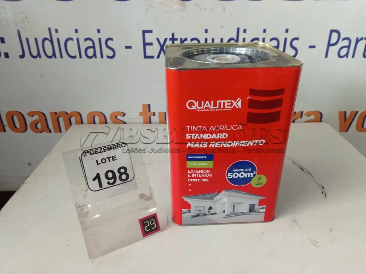 LOTE 198 - 01 LATA DE TINTA MARCA QUALITEX 18L NA COR PEROLA. (NO ESTADO) ATENÇÃO! FAZER A VISITAÇÃO ANTES DE ARREMATAR, NÃO SABEMOS SE FUNCIONA. LEILÃO NÃO TEM GARANTIA E NEM DEVOLUÇÃO, SUJEITO A POSSÍVEIS AVARIAS VISÍVEIS/OCULTAS E/OU AUSÊNCIA DE COMPONENTES.