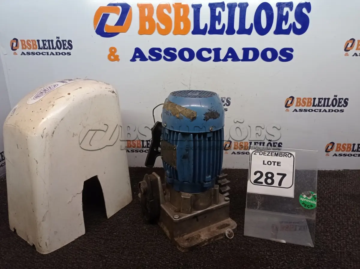 LOTE 287 - 01 MOTOR P/PORTÃO MARCA ROSSI. (NO ESTADO) ATENÇÃO! FAZER A VISITAÇÃO ANTES DE ARREMATAR, NÃO SABEMOS SE FUNCIONA. LEILÃO NÃO TEM GARANTIA E NEM DEVOLUÇÃO, SUJEITO A POSSÍVEIS AVARIAS VISÍVEIS/OCULTAS E/OU AUSÊNCIA DE COMPONENTES.