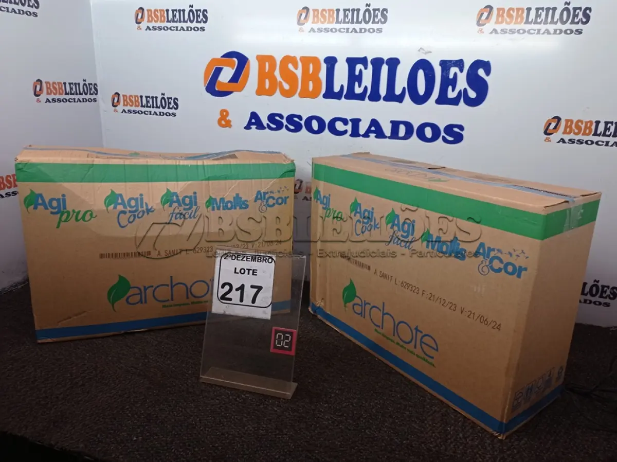 LOTE 217 - 02 CAIXAS C/03 GALÕES DE ÁGUA SANITÁRIA DE 5L CADA, MARCA AGI FÁCIL. (NO ESTADO) ATENÇÃO! FAZER A VISITAÇÃO ANTES DE ARREMATAR, NÃO SABEMOS SE FUNCIONA. LEILÃO NÃO TEM GARANTIA E NEM DEVOLUÇÃO, SUJEITO A POSSÍVEIS AVARIAS VISÍVEIS/OCULTAS E/OU AUSÊNCIA DE COMPONENTES.