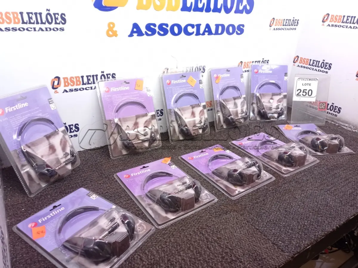 LOTE 250 - 10 FONES DE OUVIDO MARCA FISRTLINE (NOVO). (NO ESTADO) ATENÇÃO! FAZER A VISITAÇÃO ANTES DE ARREMATAR, NÃO SABEMOS SE FUNCIONA. LEILÃO NÃO TEM GARANTIA E NEM DEVOLUÇÃO, SUJEITO A POSSÍVEIS AVARIAS VISÍVEIS/OCULTAS E/OU AUSÊNCIA DE COMPONENTES.