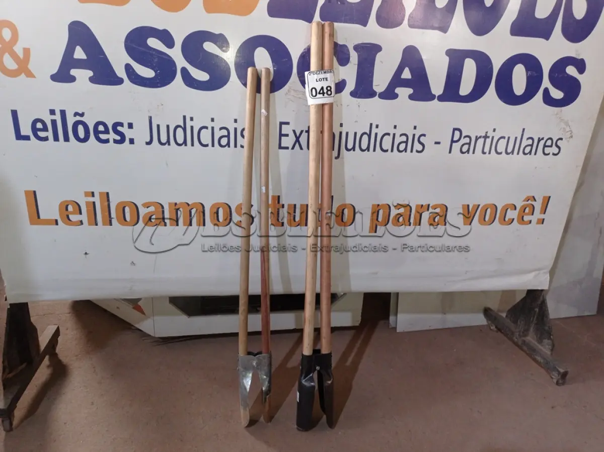 LOTE 048 - 02 CAVADEIRAS ARTICULADAS MANUAIS MARCAS E MODELOS DIVERSOS(NOVO). (NO ESTADO) ATENÇÃO! FAZER A VISITAÇÃO ANTES DE ARREMATAR, NÃO SABEMOS SE FUNCIONA. LEILÃO NÃO TEM GARANTIA E NEM DEVOLUÇÃO, SUJEITO A POSSÍVEIS AVARIAS VISÍVEIS/OCULTAS E/OU AUSÊNCIA DE COMPONENTES.