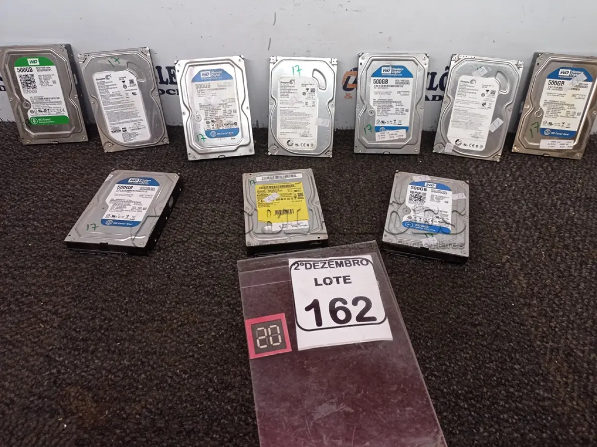 LOTE 162 - 10 HD’S DE 500GB CADA. (NO ESTADO) ATENÇÃO! FAZER A VISITAÇÃO ANTES DE ARREMATAR, NÃO SABEMOS SE FUNCIONA. LEILÃO NÃO TEM GARANTIA E NEM DEVOLUÇÃO, SUJEITO A POSSÍVEIS AVARIAS VISÍVEIS/OCULTAS E/OU AUSÊNCIA DE COMPONENTES.
