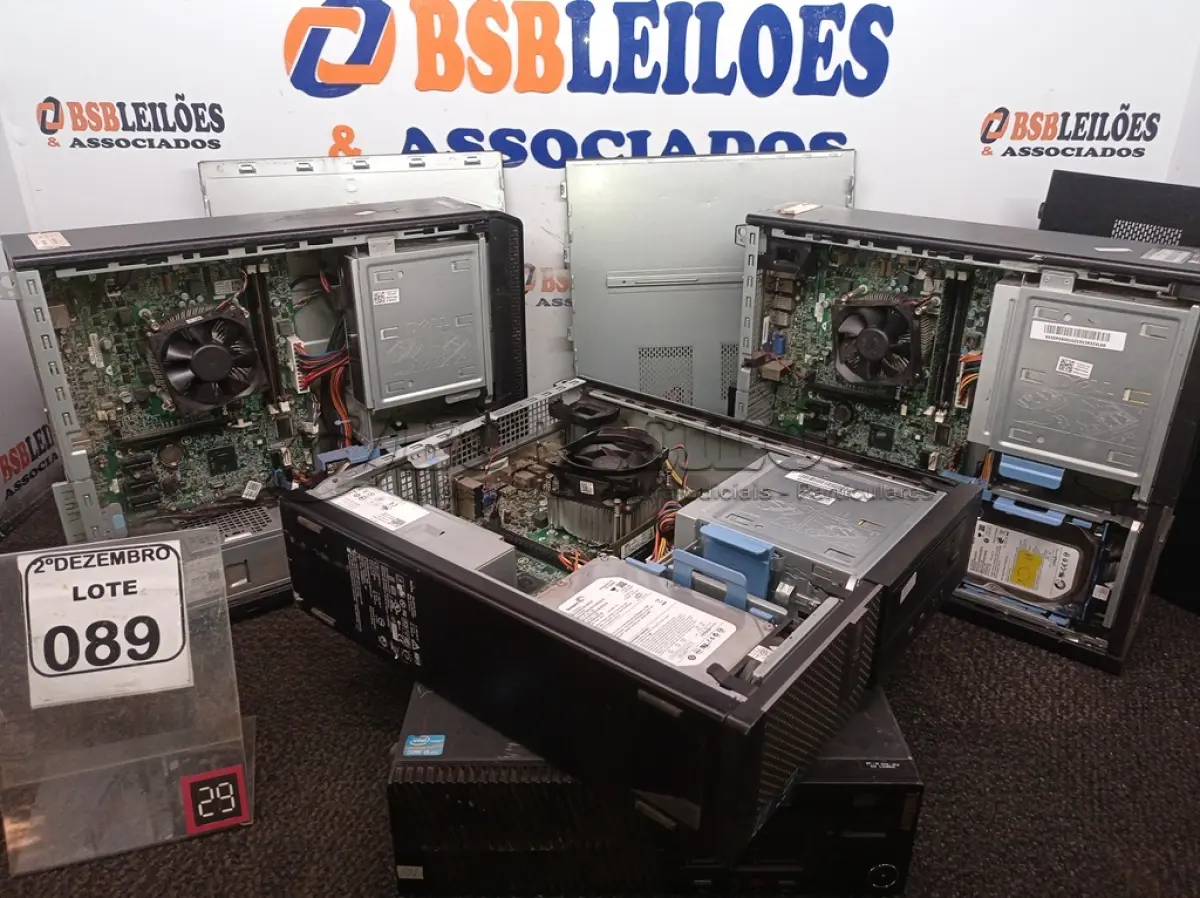 LOTE 089 - 04 CPU’S MARCAS E MODELOS DIVERSOS P/RETIRADA DE PEÇAS. (NO ESTADO) ATENÇÃO! FAZER A VISITAÇÃO ANTES DE ARREMATAR, NÃO SABEMOS SE FUNCIONA. LEILÃO NÃO TEM GARANTIA E NEM DEVOLUÇÃO, SUJEITO A POSSÍVEIS AVARIAS VISÍVEIS/OCULTAS E/OU AUSÊNCIA DE COMPONENTES.