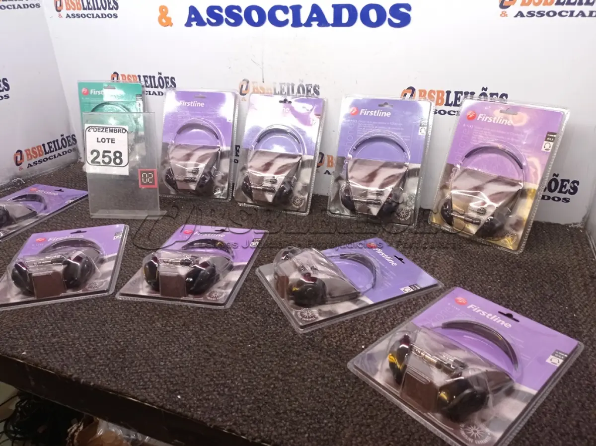 LOTE 258 - 10 FONES DE OUVIDO MARCA FISRTLINE (NOVO). (NO ESTADO) ATENÇÃO! FAZER A VISITAÇÃO ANTES DE ARREMATAR, NÃO SABEMOS SE FUNCIONA. LEILÃO NÃO TEM GARANTIA E NEM DEVOLUÇÃO, SUJEITO A POSSÍVEIS AVARIAS VISÍVEIS/OCULTAS E/OU AUSÊNCIA DE COMPONENTES.