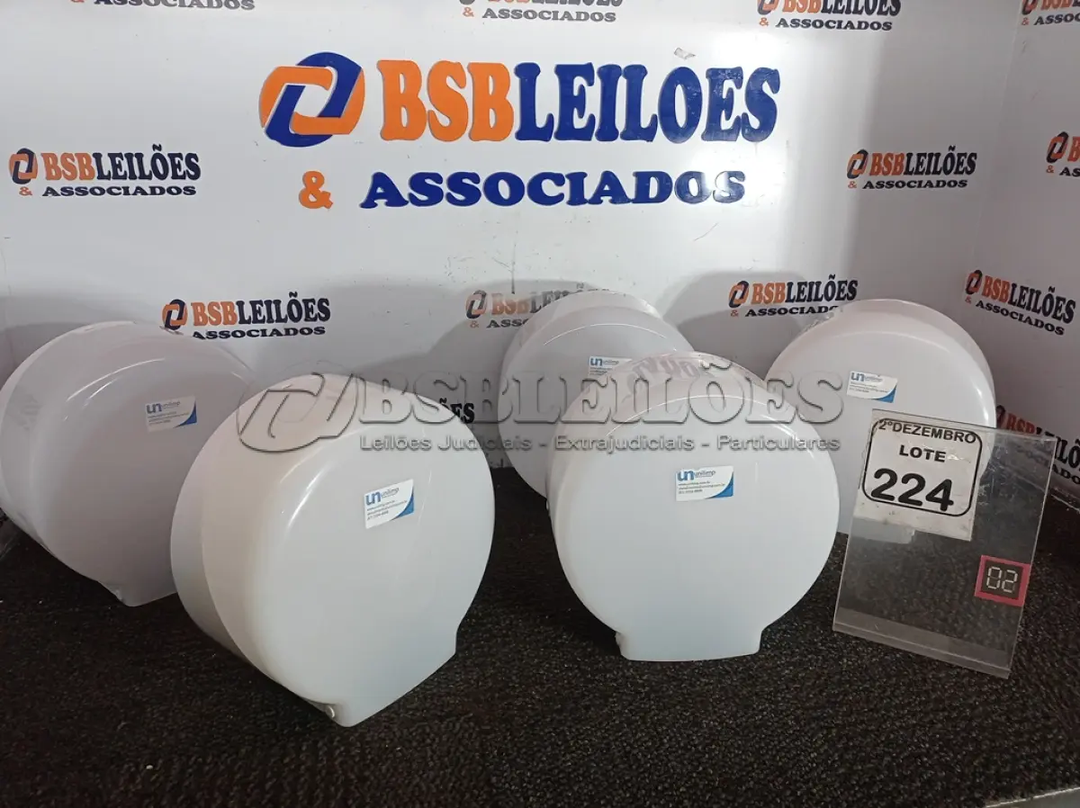 LOTE 224 - 05 DISPENSES P/PAPEL. (NO ESTADO) ATENÇÃO! FAZER A VISITAÇÃO ANTES DE ARREMATAR, NÃO SABEMOS SE FUNCIONA. LEILÃO NÃO TEM GARANTIA E NEM DEVOLUÇÃO, SUJEITO A POSSÍVEIS AVARIAS VISÍVEIS/OCULTAS E/OU AUSÊNCIA DE COMPONENTES.