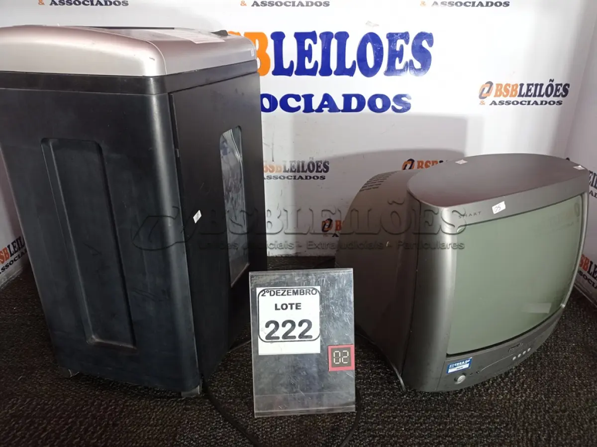 LOTE 222 - 01 FRAGMENTADORA DE PAPEL E 01 TV DE TUBO14” MARCA PHILIPS. (NO ESTADO) ATENÇÃO! FAZER A VISITAÇÃO ANTES DE ARREMATAR, NÃO SABEMOS SE FUNCIONA. LEILÃO NÃO TEM GARANTIA E NEM DEVOLUÇÃO, SUJEITO A POSSÍVEIS AVARIAS VISÍVEIS/OCULTAS E/OU AUSÊNCIA DE COMPONENTES.
