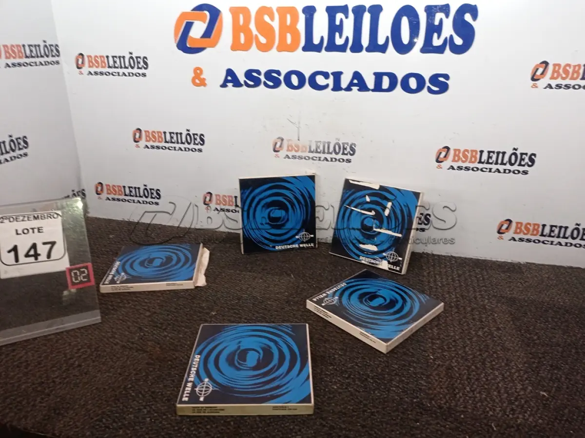 LOTE 147