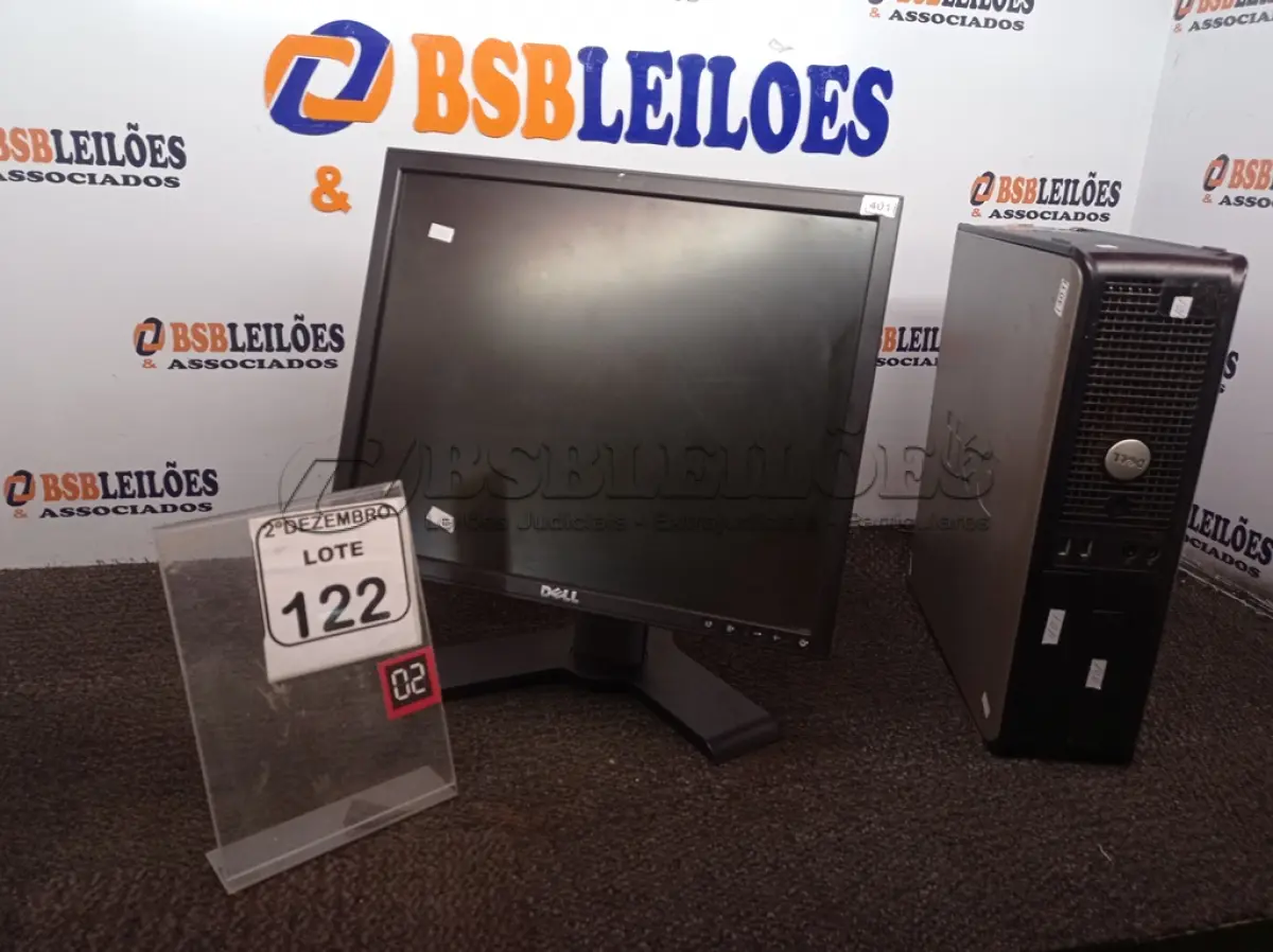 LOTE 122 - 01 CPU MARCA DELL E 01 MONITOR MARCA DELL. (NO ESTADO) ATENÇÃO! FAZER A VISITAÇÃO ANTES DE ARREMATAR, NÃO SABEMOS SE FUNCIONA. LEILÃO NÃO TEM GARANTIA E NEM DEVOLUÇÃO, SUJEITO A POSSÍVEIS AVARIAS VISÍVEIS/OCULTAS E/OU AUSÊNCIA DE COMPONENTES.