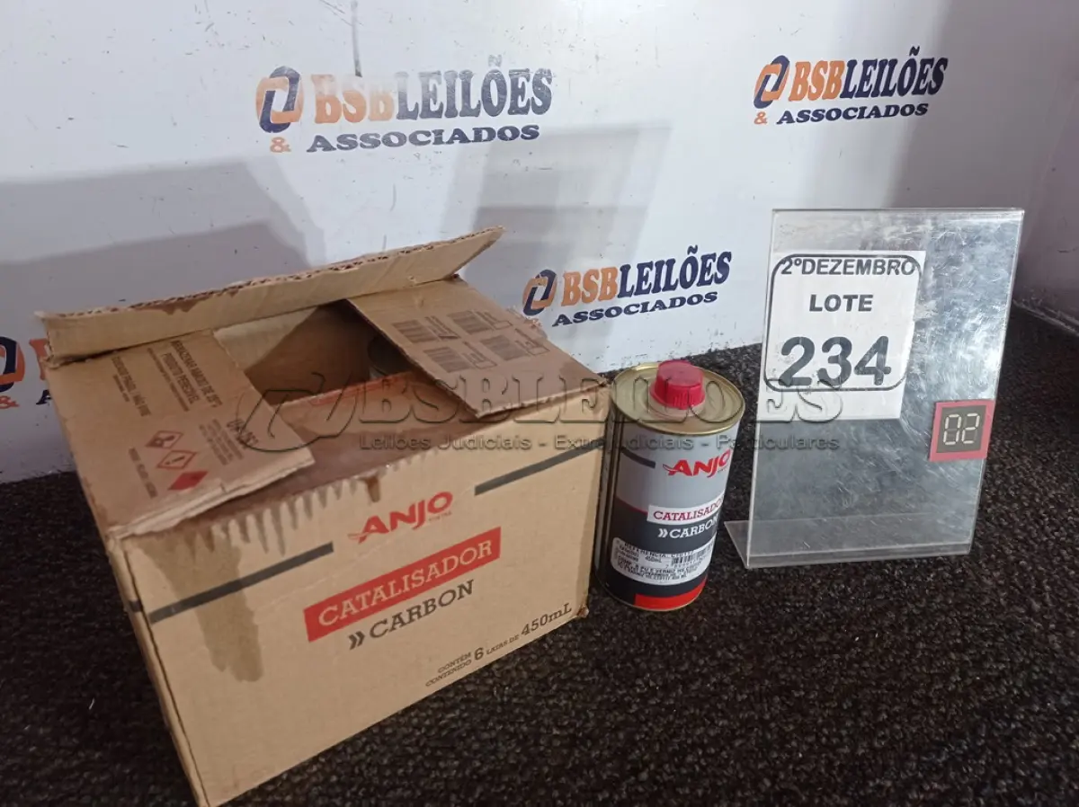 LOTE 234 - 01 CAIXA C/06 CATALISADORES MARCA ANJO CONTENDO 450ML EM CADA LATA(NOVO). (NO ESTADO) ATENÇÃO! FAZER A VISITAÇÃO ANTES DE ARREMATAR, NÃO SABEMOS SE FUNCIONA. LEILÃO NÃO TEM GARANTIA E NEM DEVOLUÇÃO, SUJEITO A POSSÍVEIS AVARIAS VISÍVEIS/OCULTAS E/OU AUSÊNCIA DE COMPONENTES.
