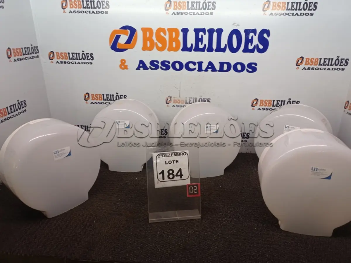 LOTE 184 - 05 DISPENSES P/PAPEL. (NO ESTADO) ATENÇÃO! FAZER A VISITAÇÃO ANTES DE ARREMATAR, NÃO SABEMOS SE FUNCIONA. LEILÃO NÃO TEM GARANTIA E NEM DEVOLUÇÃO, SUJEITO A POSSÍVEIS AVARIAS VISÍVEIS/OCULTAS E/OU AUSÊNCIA DE COMPONENTES.