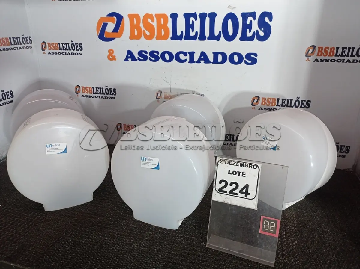 LOTE 224 - 05 DISPENSES P/PAPEL. (NO ESTADO) ATENÇÃO! FAZER A VISITAÇÃO ANTES DE ARREMATAR, NÃO SABEMOS SE FUNCIONA. LEILÃO NÃO TEM GARANTIA E NEM DEVOLUÇÃO, SUJEITO A POSSÍVEIS AVARIAS VISÍVEIS/OCULTAS E/OU AUSÊNCIA DE COMPONENTES.