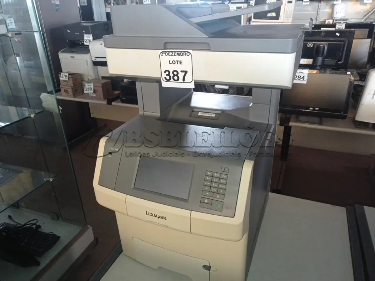 LOTE 387 - 01 IMPRESSORA MULTIFUNCIONAL MODELO X748DE MARCA LEXMARK. (NO ESTADO) ATENÇÃO! FAZER A VISITAÇÃO ANTES DE ARREMATAR, NÃO SABEMOS SE FUNCIONA. LEILÃO NÃO TEM GARANTIA E NEM DEVOLUÇÃO, SUJEITO A POSSÍVEIS AVARIAS VISÍVEIS/OCULTAS E/OU AUSÊNCIA DE COMPONENTES.
