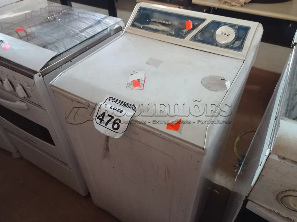 LOTE 476