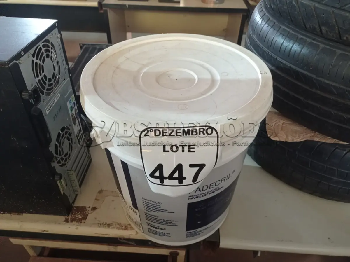 LOTE 447 - 01 ADESIVO PARA APLICAÇÃO NATURAL MARCA TAKETT. 23KG. (NO ESTADO) ATENÇÃO! FAZER A VISITAÇÃO ANTES DE ARREMATAR, NÃO SABEMOS SE FUNCIONA. LEILÃO NÃO TEM GARANTIA E NEM DEVOLUÇÃO, SUJEITO A POSSÍVEIS AVARIAS VISÍVEIS/OCULTAS E/OU AUSÊNCIA DE COMPONENTES.