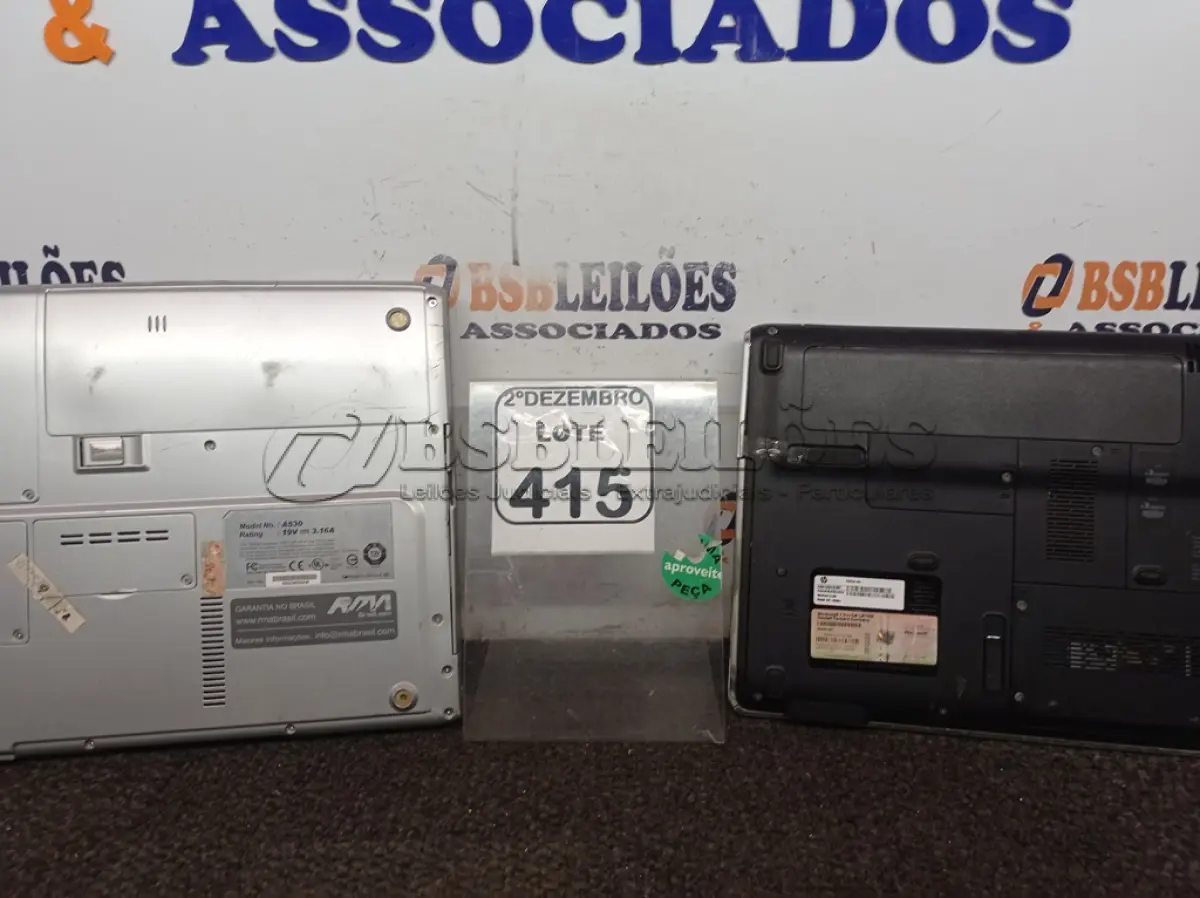 LOTE 415 - 02 NOTEBOOKS MARCAS E MODELOS DIVERSOS P/RETIRADA DE PEÇAS. (NO ESTADO) ATENÇÃO! FAZER A VISITAÇÃO ANTES DE ARREMATAR, NÃO SABEMOS SE FUNCIONA. LEILÃO NÃO TEM GARANTIA E NEM DEVOLUÇÃO, SUJEITO A POSSÍVEIS AVARIAS VISÍVEIS/OCULTAS E/OU AUSÊNCIA DE COMPONENTES.