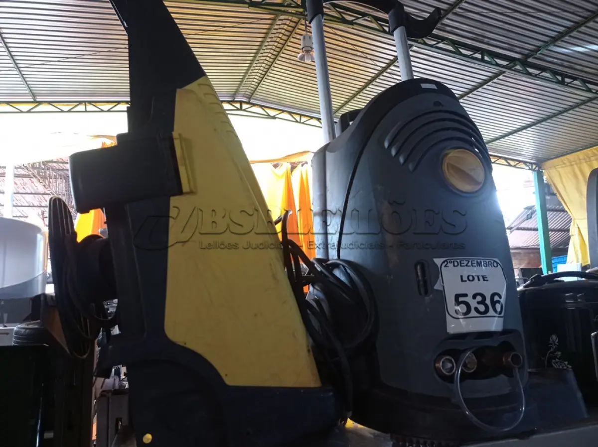 LOTE 536 - 02 LAVADORAS DE ALTA PRESSÃO MARCAS E MODELOS DIVERSOS P/RETIRADA DE PEÇAS. (NO ESTADO) ATENÇÃO! FAZER A VISITAÇÃO ANTES DE ARREMATAR, NÃO SABEMOS SE FUNCIONA. LEILÃO NÃO TEM GARANTIA E NEM DEVOLUÇÃO, SUJEITO A POSSÍVEIS AVARIAS VISÍVEIS/OCULTAS E/OU AUSÊNCIA DE COMPONENTES.