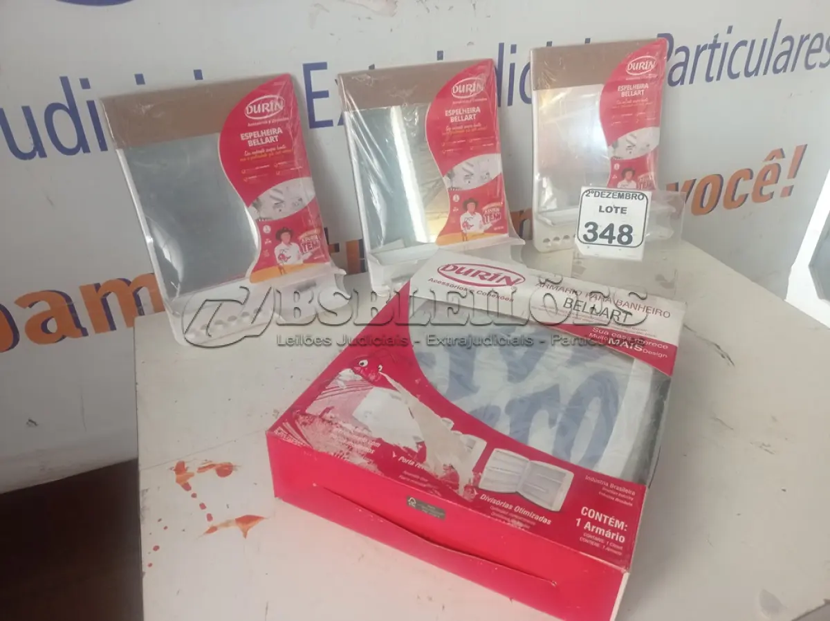 LOTE 348 - 03 ESPELHEIRAS BELLART MARCA DURIN E 01 ARMÁRIO P/BANHEIRO C/ESPELHO MARCA DURIN. (NO ESTADO) ATENÇÃO! FAZER A VISITAÇÃO ANTES DE ARREMATAR, NÃO SABEMOS SE FUNCIONA. LEILÃO NÃO TEM GARANTIA E NEM DEVOLUÇÃO, SUJEITO A POSSÍVEIS AVARIAS VISÍVEIS/OCULTAS E/OU AUSÊNCIA DE COMPONENTES.