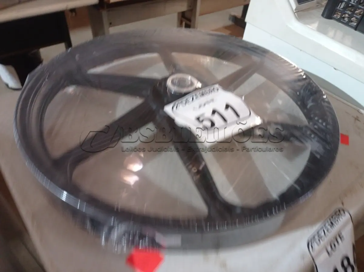 LOTE 511 - 01 RODA P/MOTO CG ARO “17 PARA QUALQUER CG (NOVO). (NO ESTADO) ATENÇÃO! FAZER A VISITAÇÃO ANTES DE ARREMATAR, NÃO SABEMOS SE FUNCIONA. LEILÃO NÃO TEM GARANTIA E NEM DEVOLUÇÃO, SUJEITO A POSSÍVEIS AVARIAS VISÍVEIS/OCULTAS E/OU AUSÊNCIA DE COMPONENTES.