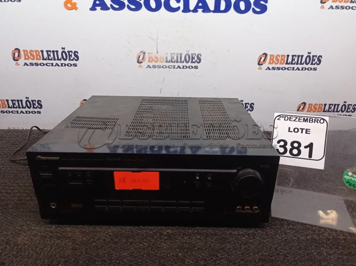 LOTE 381 - 01 RECEIVER MODELO VSXD508 MARCA PIONEER. (NO ESTADO) ATENÇÃO! FAZER A VISITAÇÃO ANTES DE ARREMATAR, NÃO SABEMOS SE FUNCIONA. LEILÃO NÃO TEM GARANTIA E NEM DEVOLUÇÃO, SUJEITO A POSSÍVEIS AVARIAS VISÍVEIS/OCULTAS E/OU AUSÊNCIA DE COMPONENTES.