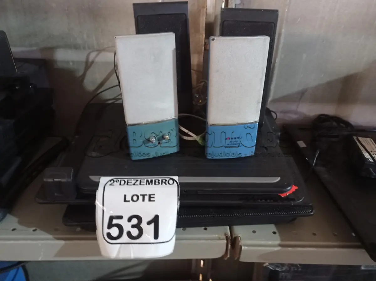 LOTE 531 - 01 LOTE C/VÁRIOS COOLERS P NOTEBOOK E 04 PARES DE CAIXAS DE SOM P/PC. (NO ESTADO) ATENÇÃO! FAZER A VISITAÇÃO ANTES DE ARREMATAR, NÃO SABEMOS SE FUNCIONA. LEILÃO NÃO TEM GARANTIA E NEM DEVOLUÇÃO, SUJEITO A POSSÍVEIS AVARIAS VISÍVEIS/OCULTAS E/OU AUSÊNCIA DE COMPONENTES.