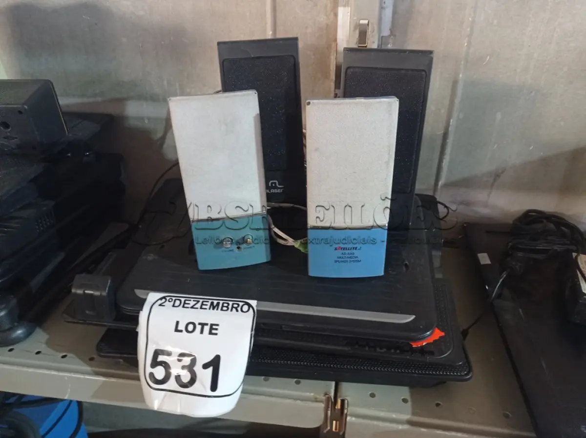 LOTE 531 - 01 LOTE C/VÁRIOS COOLERS P NOTEBOOK E 04 PARES DE CAIXAS DE SOM P/PC. (NO ESTADO) ATENÇÃO! FAZER A VISITAÇÃO ANTES DE ARREMATAR, NÃO SABEMOS SE FUNCIONA. LEILÃO NÃO TEM GARANTIA E NEM DEVOLUÇÃO, SUJEITO A POSSÍVEIS AVARIAS VISÍVEIS/OCULTAS E/OU AUSÊNCIA DE COMPONENTES.