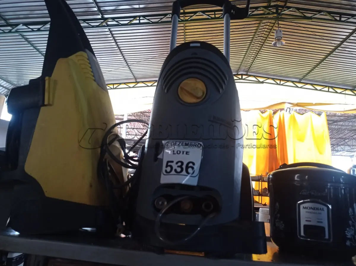 LOTE 536 - 02 LAVADORAS DE ALTA PRESSÃO MARCAS E MODELOS DIVERSOS P/RETIRADA DE PEÇAS. (NO ESTADO) ATENÇÃO! FAZER A VISITAÇÃO ANTES DE ARREMATAR, NÃO SABEMOS SE FUNCIONA. LEILÃO NÃO TEM GARANTIA E NEM DEVOLUÇÃO, SUJEITO A POSSÍVEIS AVARIAS VISÍVEIS/OCULTAS E/OU AUSÊNCIA DE COMPONENTES.