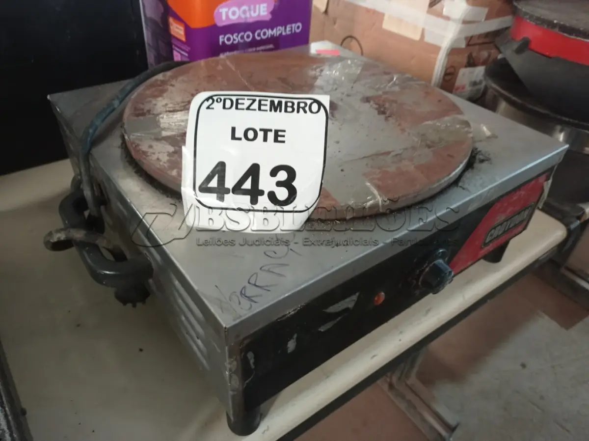 LOTE 443 - 01 CREPEIRA MARCA CROYDON. (NO ESTADO) ATENÇÃO! FAZER A VISITAÇÃO ANTES DE ARREMATAR, NÃO SABEMOS SE FUNCIONA. LEILÃO NÃO TEM GARANTIA E NEM DEVOLUÇÃO, SUJEITO A POSSÍVEIS AVARIAS VISÍVEIS/OCULTAS E/OU AUSÊNCIA DE COMPONENTES.