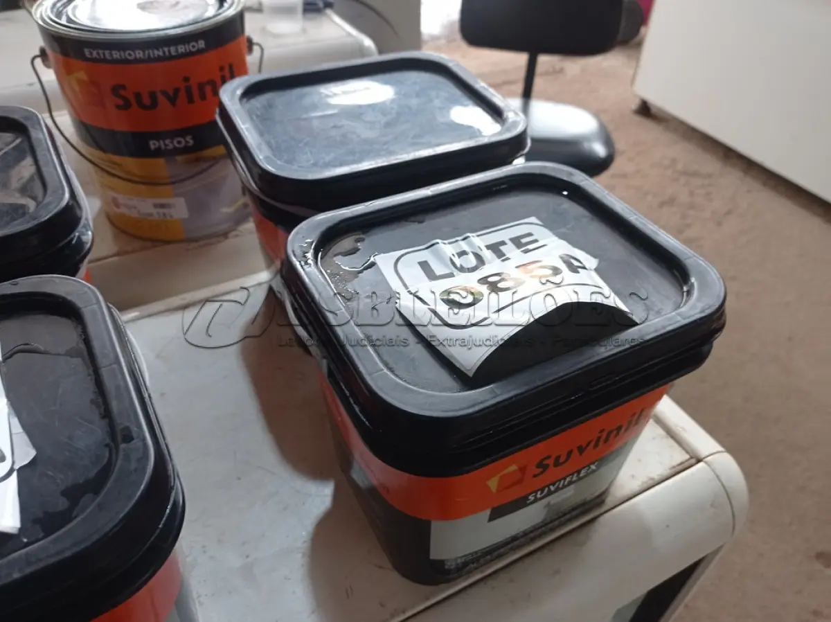 LOTE 085 - 02. BALDES DE ADITIVO IMPERMEABILIZANTE P/PAREDE EXTERNA MARCA SUVINIL 3,6L CADA (NO ESTADO, NÃO SABEMOS SE FUNCIONA. LEILÃO NÃO TEM GARANTIA E NEM DEVOLUÇÃO, SUJEITO A POSSÍVEIS AVARIAS VISÍVEIS/OCULTAS E/OU AUSÊNCIA DE COMPONENTES)