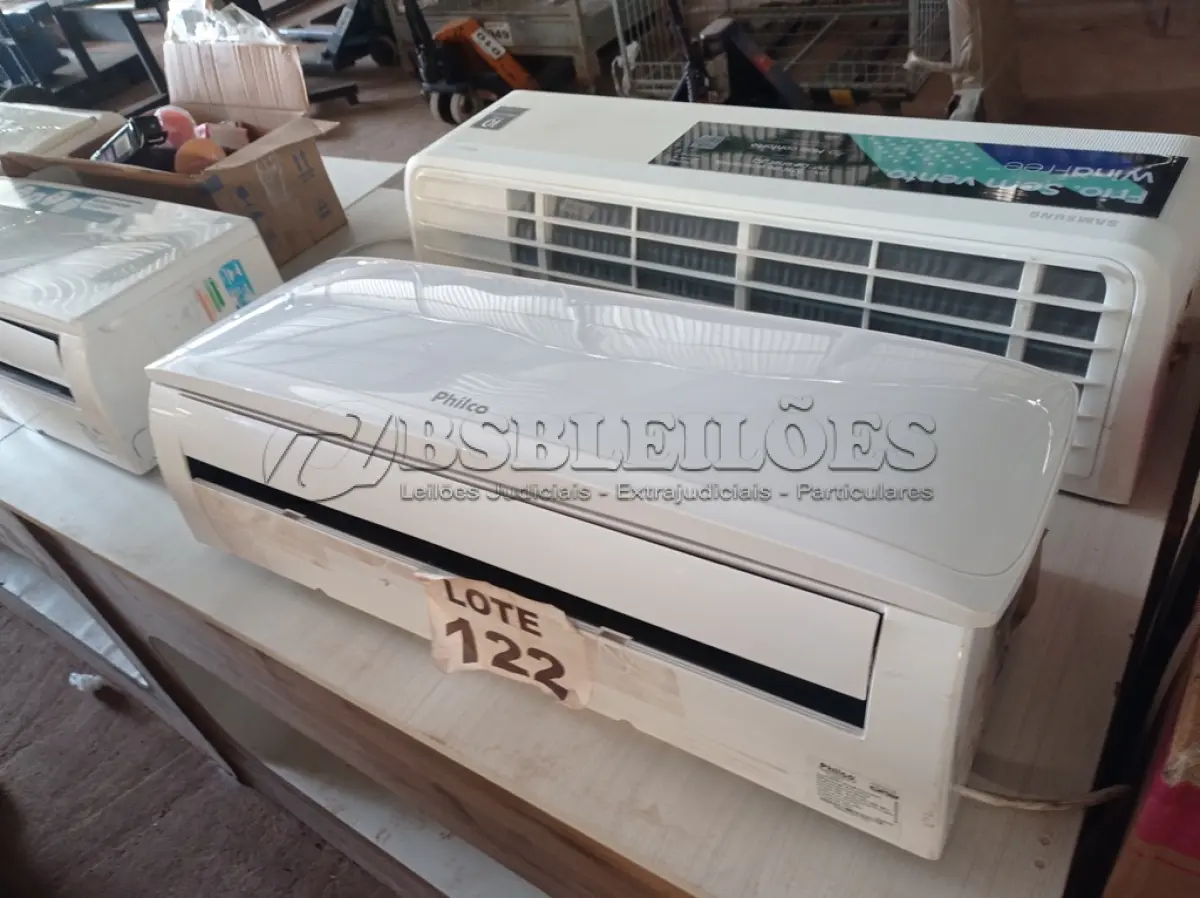 LOTE 122 - 01 – EVAPORADORA 9000 BTUS 220V PHILCO (NO ESTADO, NÃO SABEMOS SE FUNCIONA. LEILÃO NÃO TEM GARANTIA E NEM DEVOLUÇÃO, SUJEITO A POSSÍVEIS AVARIAS VISÍVEIS/OCULTAS E/OU AUSÊNCIA DE COMPONENTES)