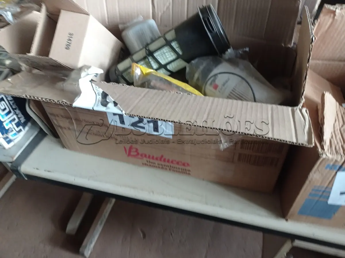 LOTE 121 - 16 – FILTROS AUTOMOTIVOS DIVERSOS (NO ESTADO, NÃO SABEMOS SE FUNCIONA. LEILÃO NÃO TEM GARANTIA E NEM DEVOLUÇÃO, SUJEITO A POSSÍVEIS AVARIAS VISÍVEIS/OCULTAS E/OU AUSÊNCIA DE COMPONENTES)
