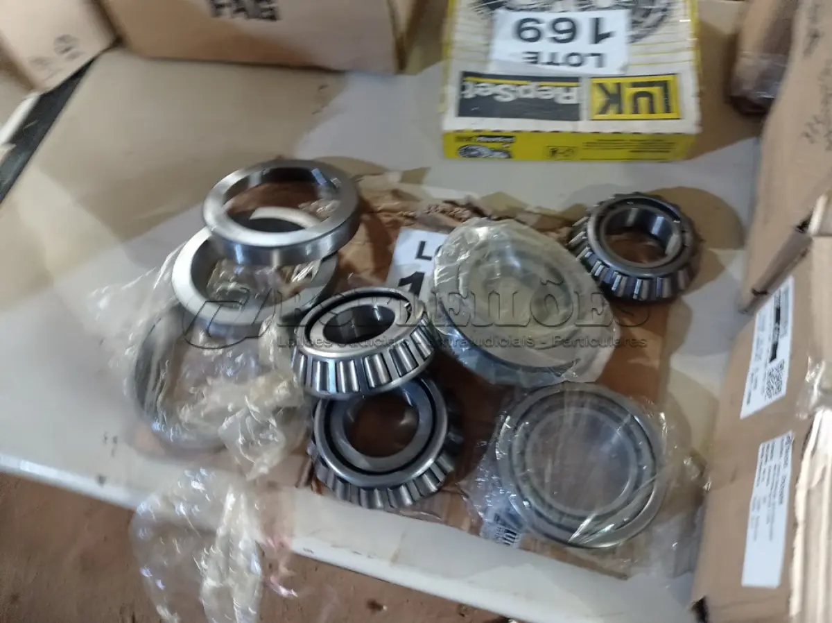 LOTE 155 - 04 – ROLAMENTOS AUTOMOTIVO DIVERSOS (NO ESTADO, NÃO SABEMOS SE FUNCIONA. LEILÃO NÃO TEM GARANTIA E NEM DEVOLUÇÃO, SUJEITO A POSSÍVEIS AVARIAS VISÍVEIS/OCULTAS E/OU AUSÊNCIA DE COMPONENTES)