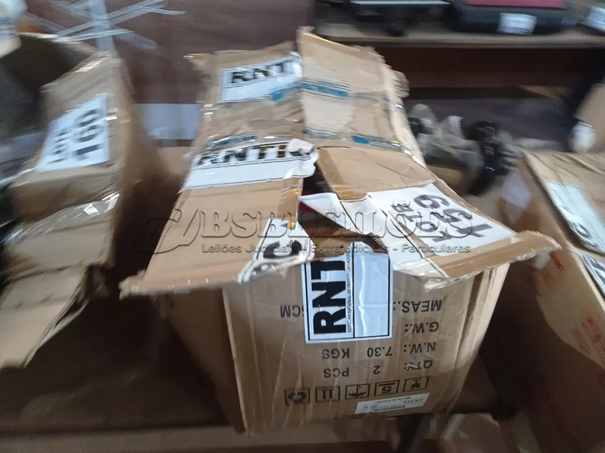 LOTE 159 - APROXIMADO 70 ITENS AUTOMOTIVOS DIVERSOS (NO ESTADO, NÃO SABEMOS SE FUNCIONA. LEILÃO NÃO TEM GARANTIA E NEM DEVOLUÇÃO, SUJEITO A POSSÍVEIS AVARIAS VISÍVEIS/OCULTAS E/OU AUSÊNCIA DE COMPONENTES)
