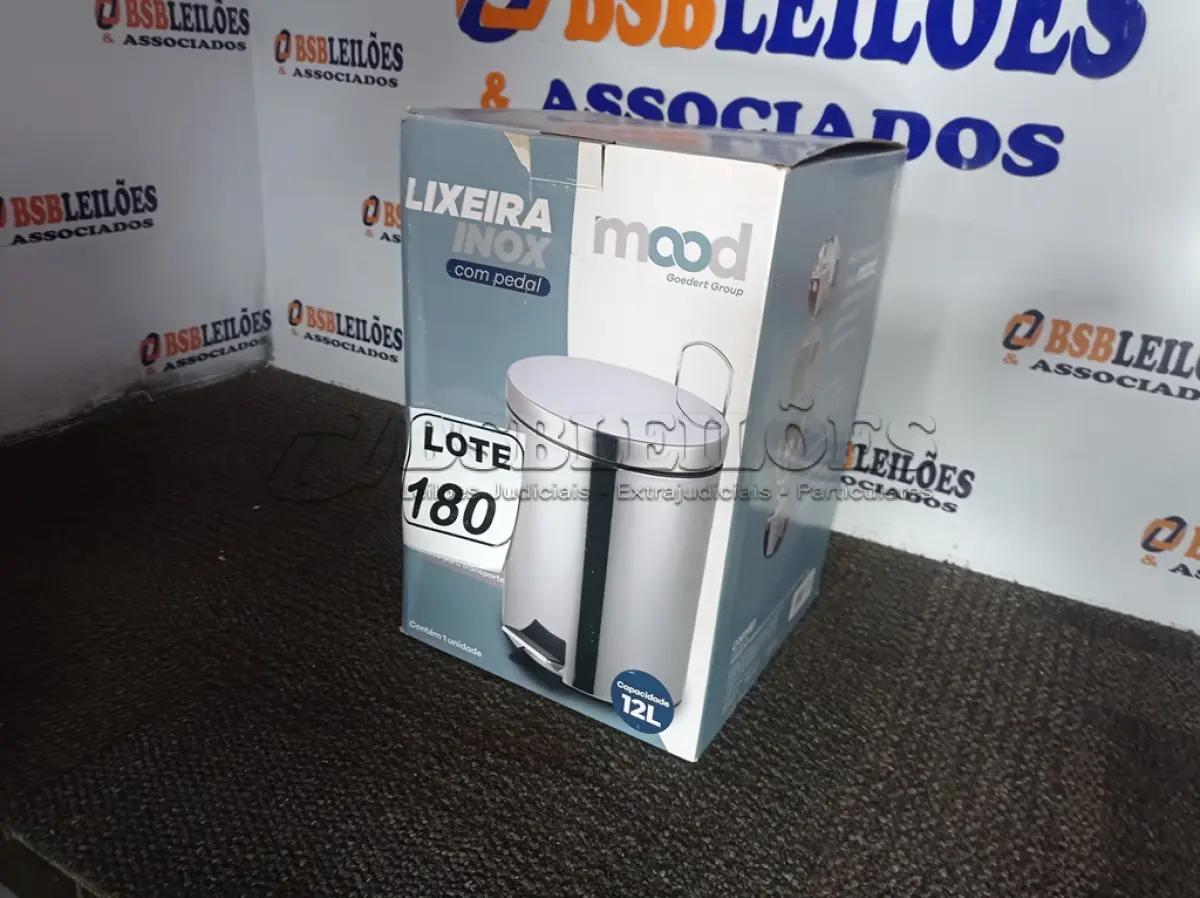 LOTE 180 - 01 LIXEIRA EM INOX C/PEDAL TAMANHO G MARCA GOEDERT GROUP 12L (SEM USO) (NO ESTADO, NÃO SABEMOS SE FUNCIONA. LEILÃO NÃO TEM GARANTIA E NEM DEVOLUÇÃO, SUJEITO A POSSÍVEIS AVARIAS VISÍVEIS/OCULTAS E/OU AUSÊNCIA DE COMPONENTES)
