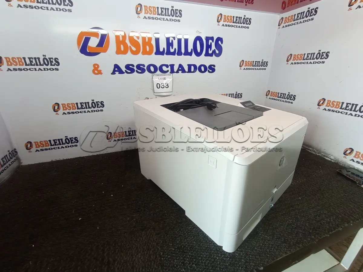 LOTE 033 - 01 IMPRESSORA HP COLOR JET M454DN (PRINTER). (NO ESTADO EM QUE SE ENCONTRA. SUJEITO A AVARIAS OCULTAS /VISÍVEIS.)