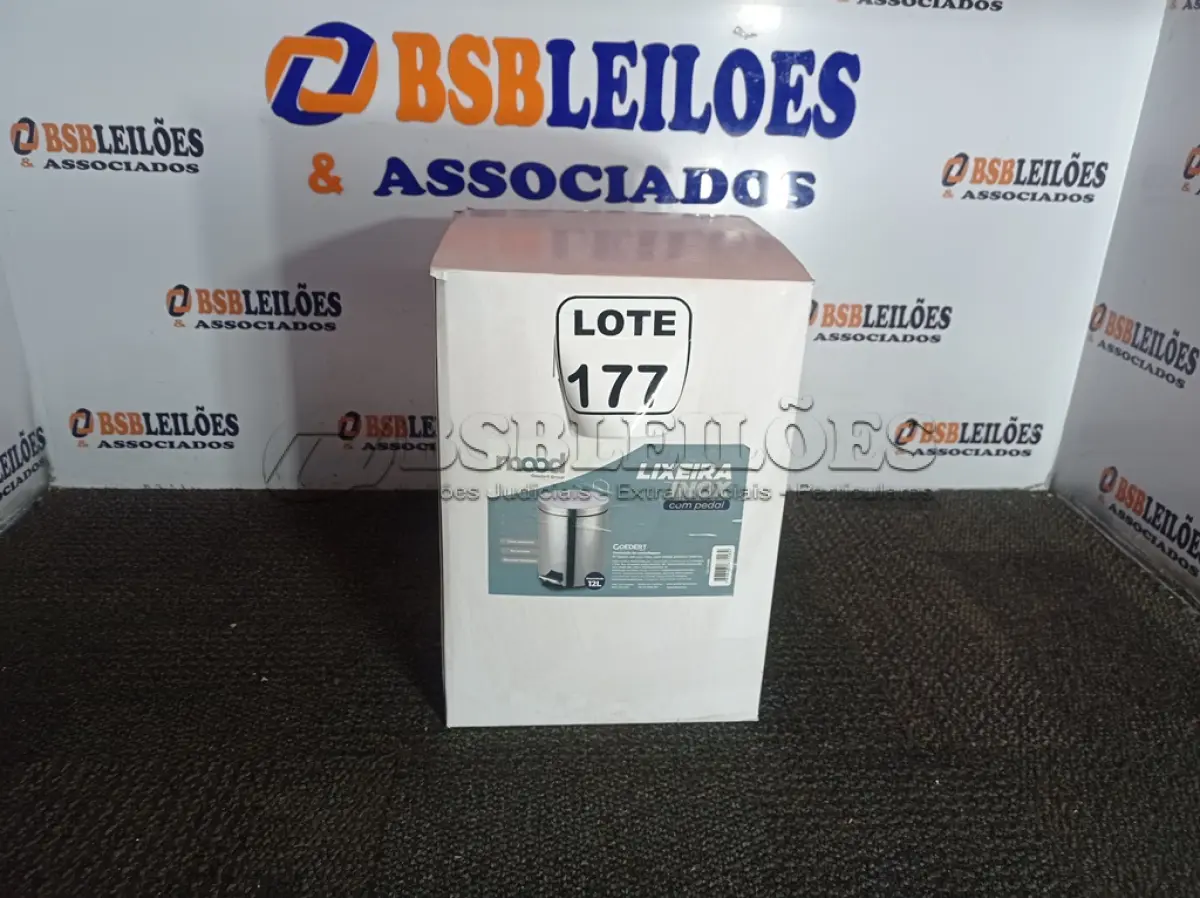 LOTE 177 - 01 LIXEIRA EM INOX C/PEDAL TAMANHO G MARCA GOEDERT GROUP 12L (SEM USO) (NO ESTADO, NÃO SABEMOS SE FUNCIONA. LEILÃO NÃO TEM GARANTIA E NEM DEVOLUÇÃO, SUJEITO A POSSÍVEIS AVARIAS VISÍVEIS/OCULTAS E/OU AUSÊNCIA DE COMPONENTES)
